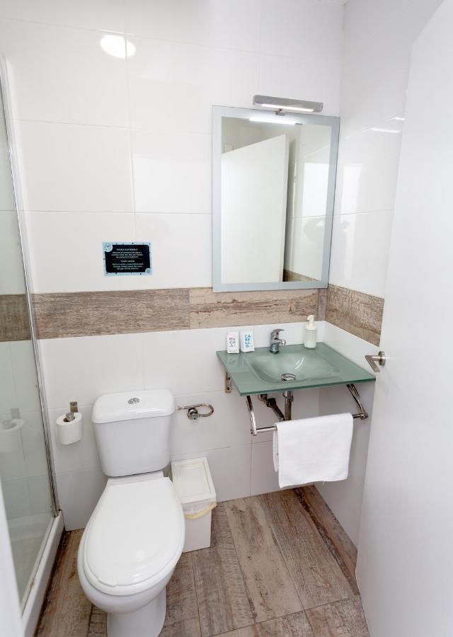 Hostel Easy Sants By Bossh! (Adults Only) Barcelona Exterior foto
